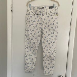 Seven7 starlets midrise skinny 4 NWT